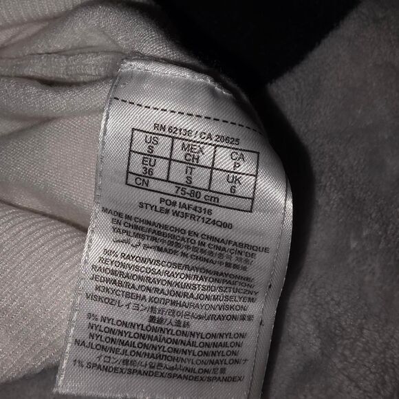 ​Y2K GUESS White Bodycon Mini Dress - Picture 3 of 3